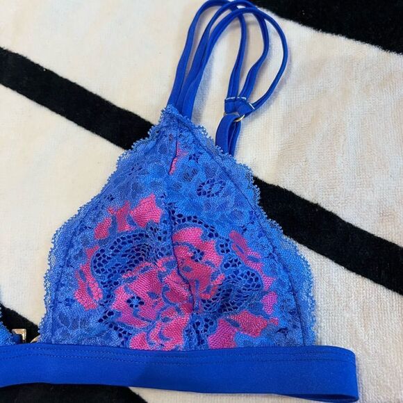 SUGAR BEACH BEACH BUNNY TOP!! - Picture 6 of 6